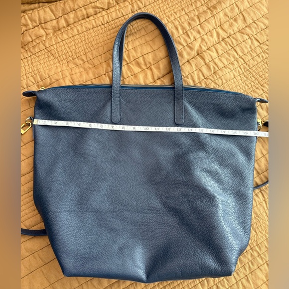 Cuyana Blue Leather Oversized Zipper Tote - Picture 5 of 7